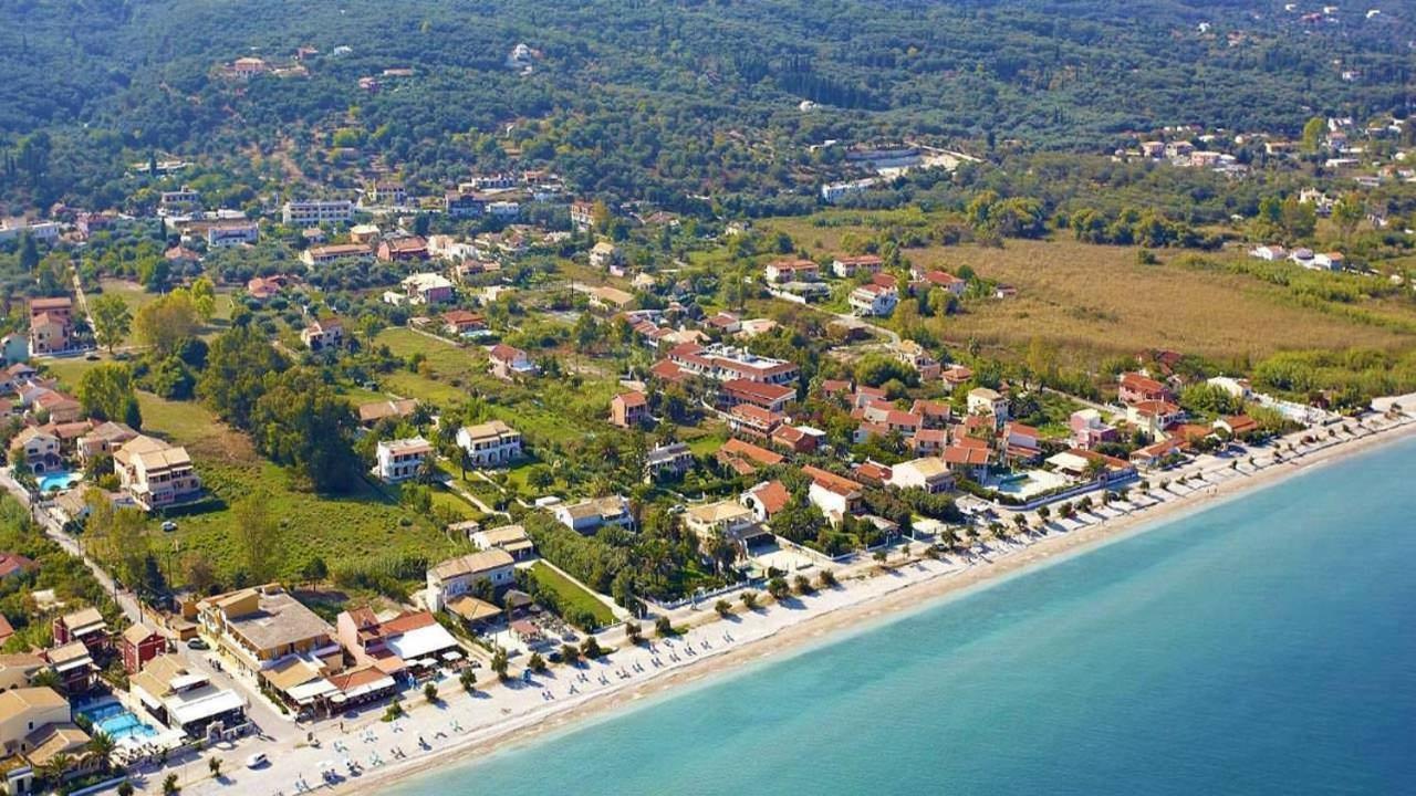 Kormoranos Beach Acharavi  Exteriör bild